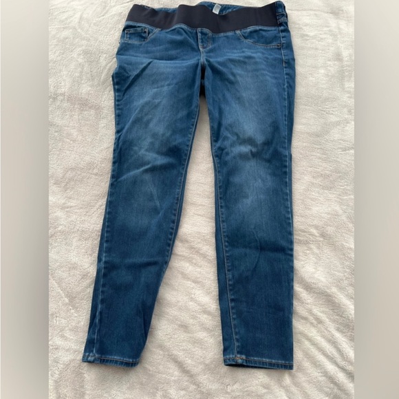 Old Navy Maternity Jeans Size 14 - Picture 6 of 8